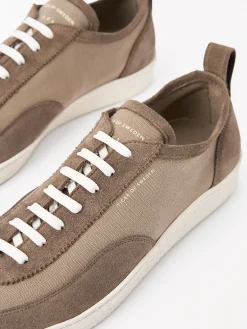Exora Canvas Sneakers