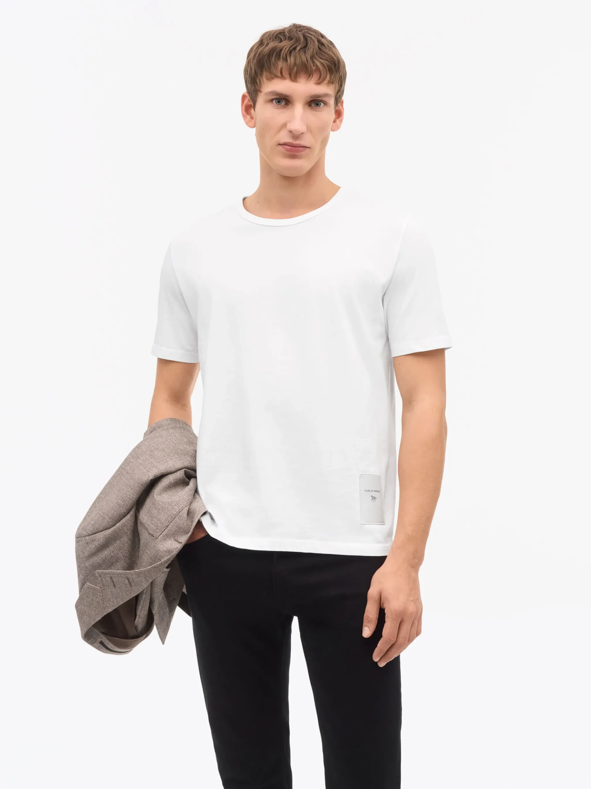 Jake Boxig T-shirt i Bomull
