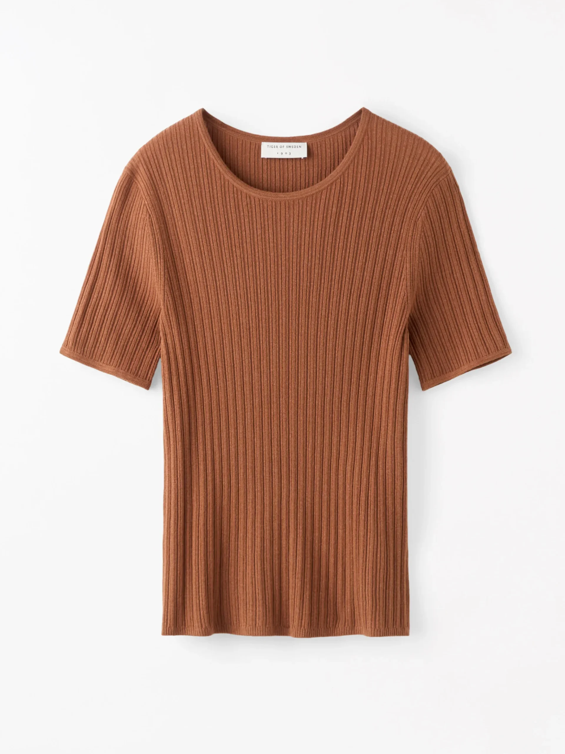 Mae Stickad T-Shirt