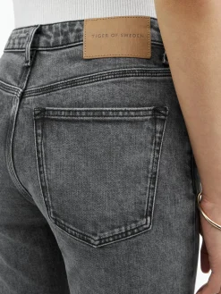 Maggie Corebell Slim-Fit Jeans