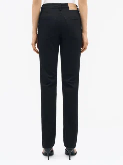 Maggie Slim-straight Jeans