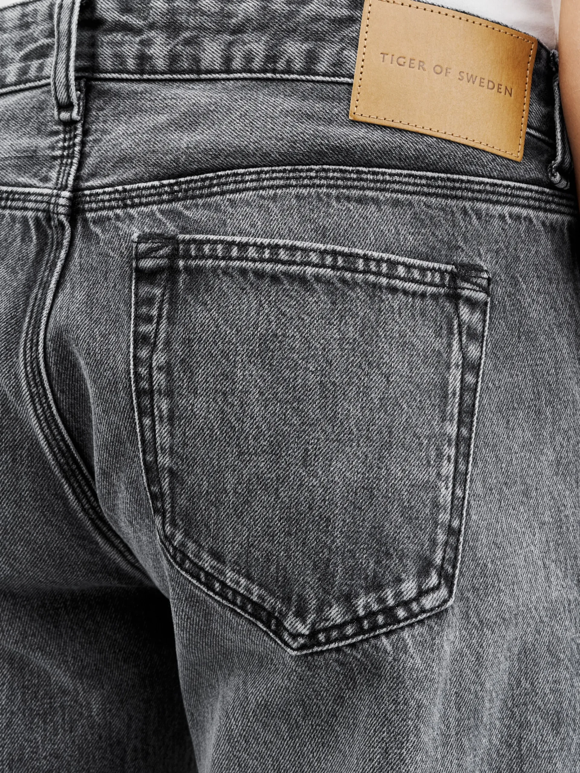 Marty Exterior Regular-Fit Jeans