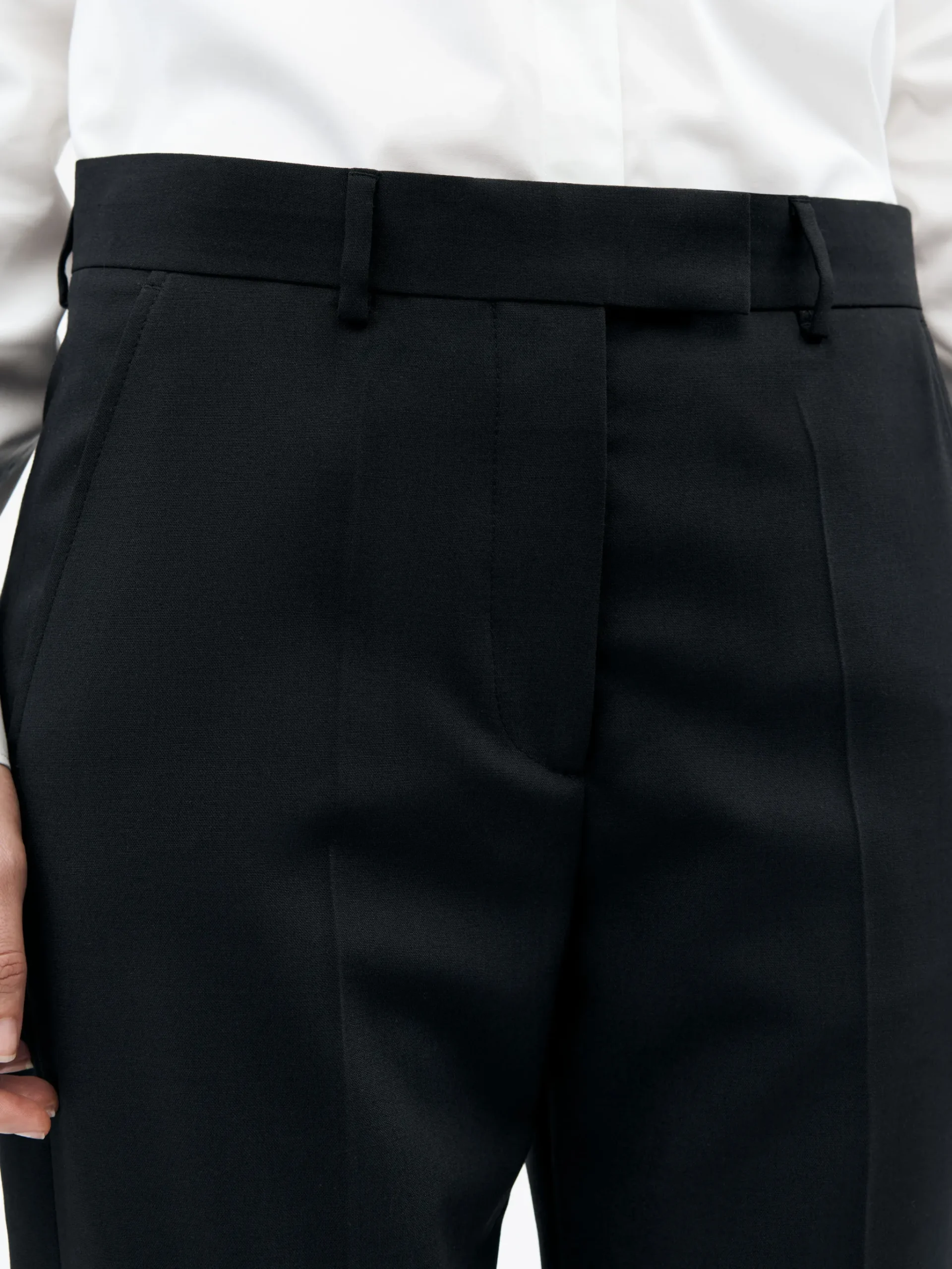 Mirja Slim Fit Svart Kostym