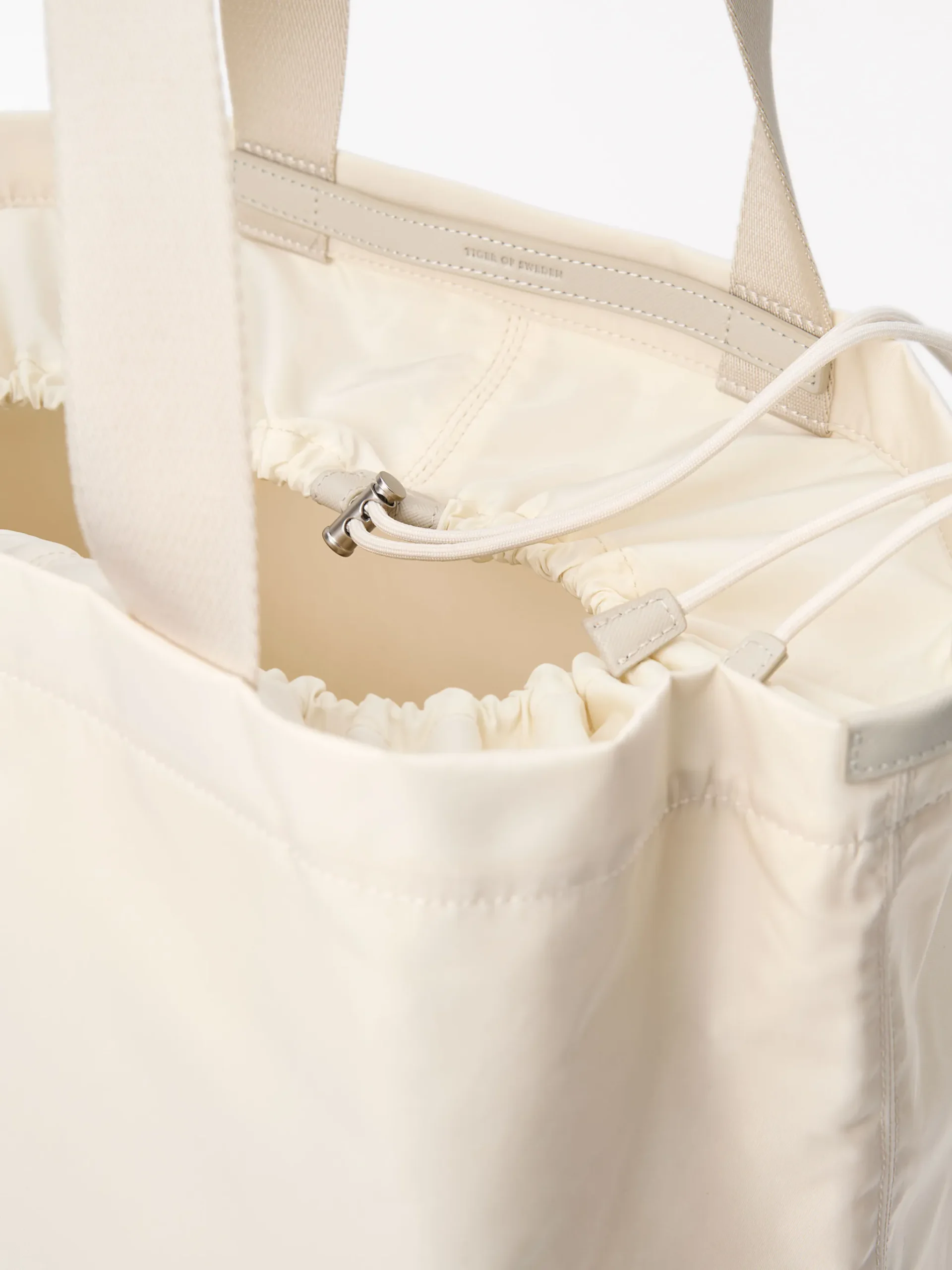 Pera Nylon Tote Bag